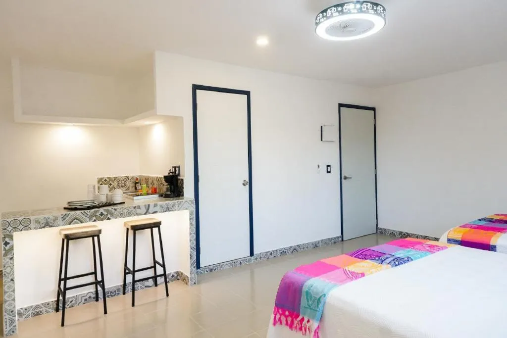 DOUBLE SUPERIOR QUEEN BED Room, Linda Vecindad Playa Del Carmen, Playa Del Carmen