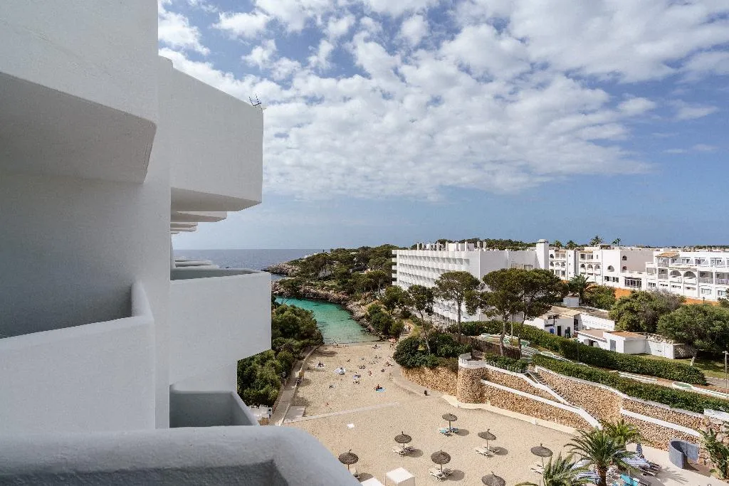 DOUBLE SINGLE USE SUPERIOR SEA VIEW Room, Aluasoul Mallorca Resort - Adults Only, Majorca