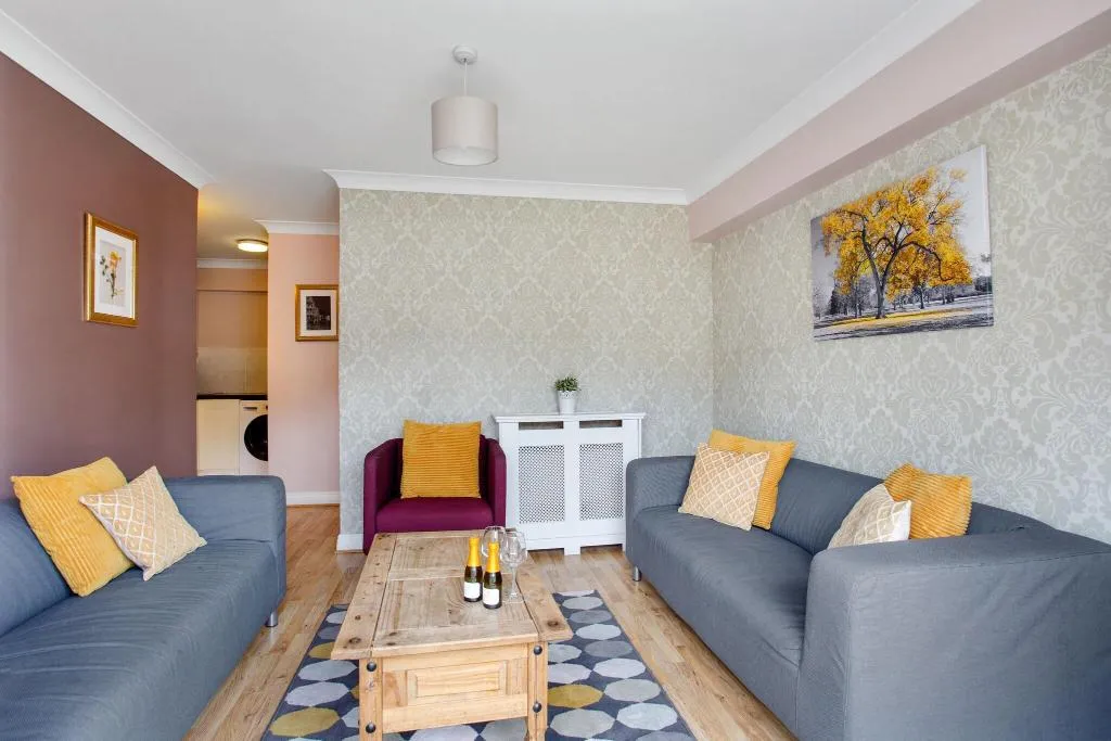 APARTMENT CAPACITY 6 Room, Drury Court Hotel, Dublin