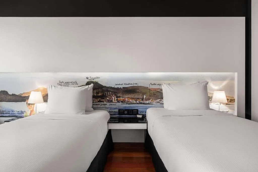 Room, Hilton Madrid Airport, Madrid
