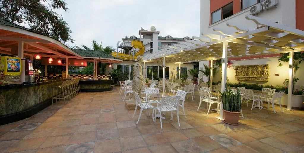 Bar, Antique Roman Palace Museum Hotel +16, Antalya