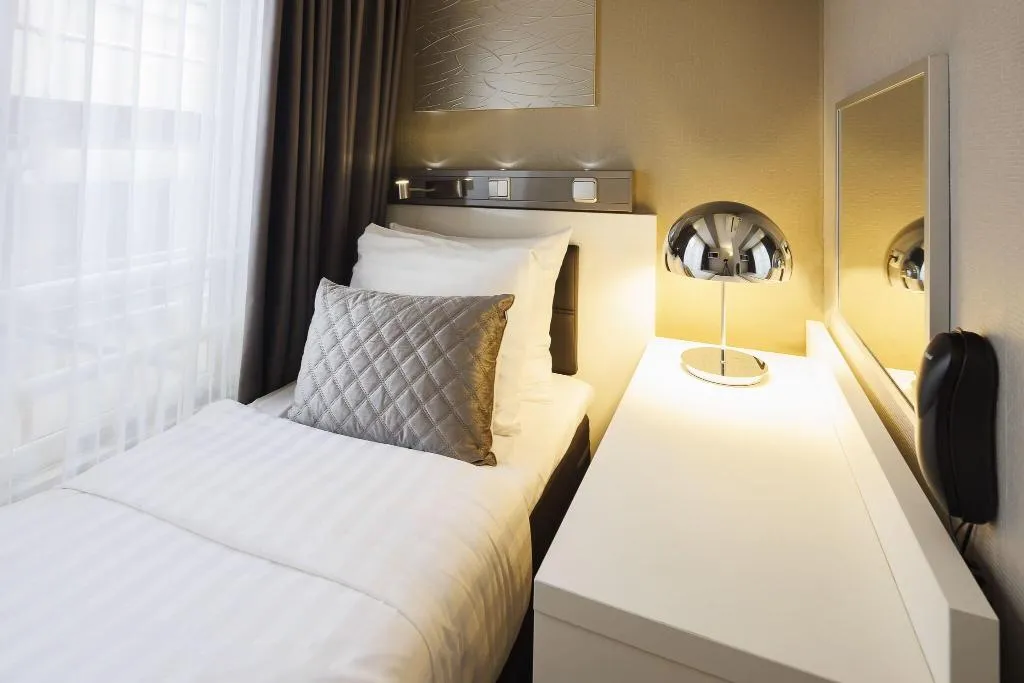 SINGLE STANDARD Room, CC Hotel, Amsterdam