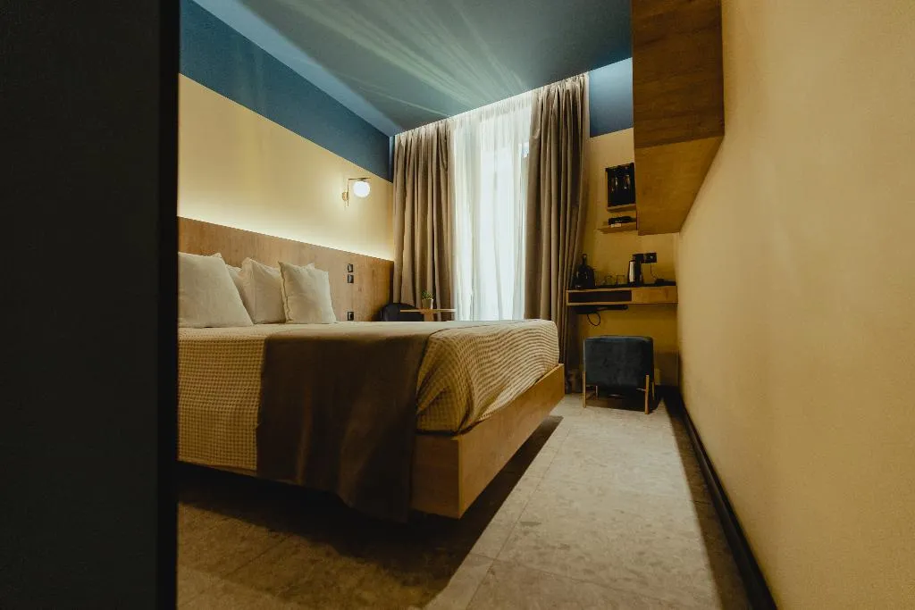 DOUBLE ONE BEDROOM ONE BATHROOM Room, Metis Uls, Athens
