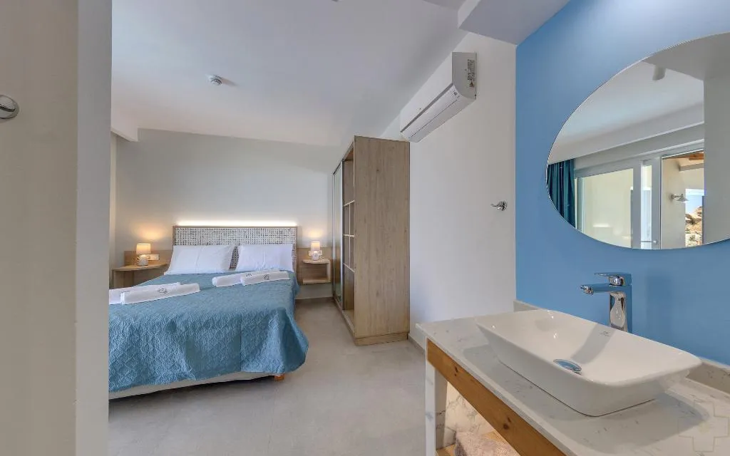 SUITE TWO BEDROOMS WITH PRIVATE POOL Room, Spiros-Soula Family Hotel & Thematic Suites, Crete
