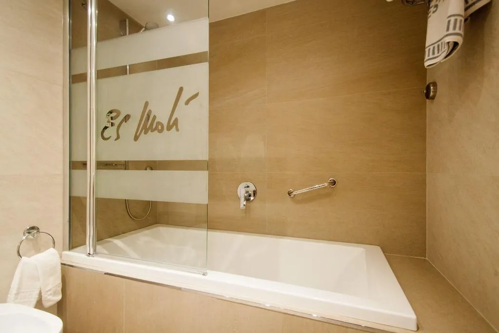 DOUBLE KING SIZE BED Room, Es Moli, Majorca