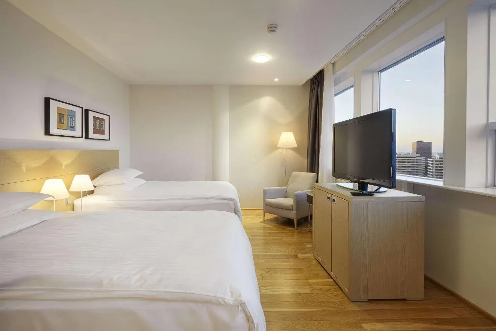 Room, Hilton Reykjavik Nordica, Reykjavik