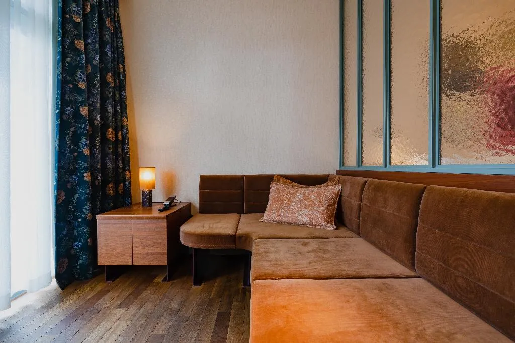 Double or Twin DELUXE Room, Hotel Mercier, Amsterdam