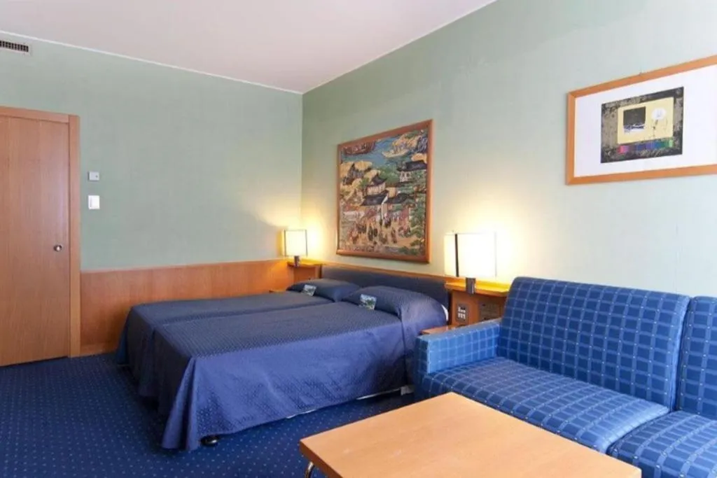 TRIPLE STANDARD Room, Galileo Milano, Milan