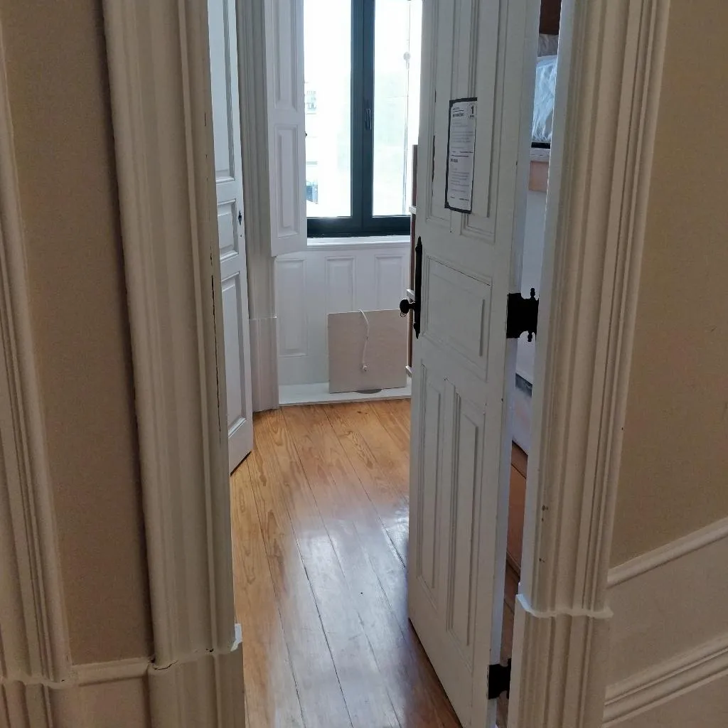 SINGLE WITH SHARED BATHROOM Room, Oporto Music Hostel, Porto