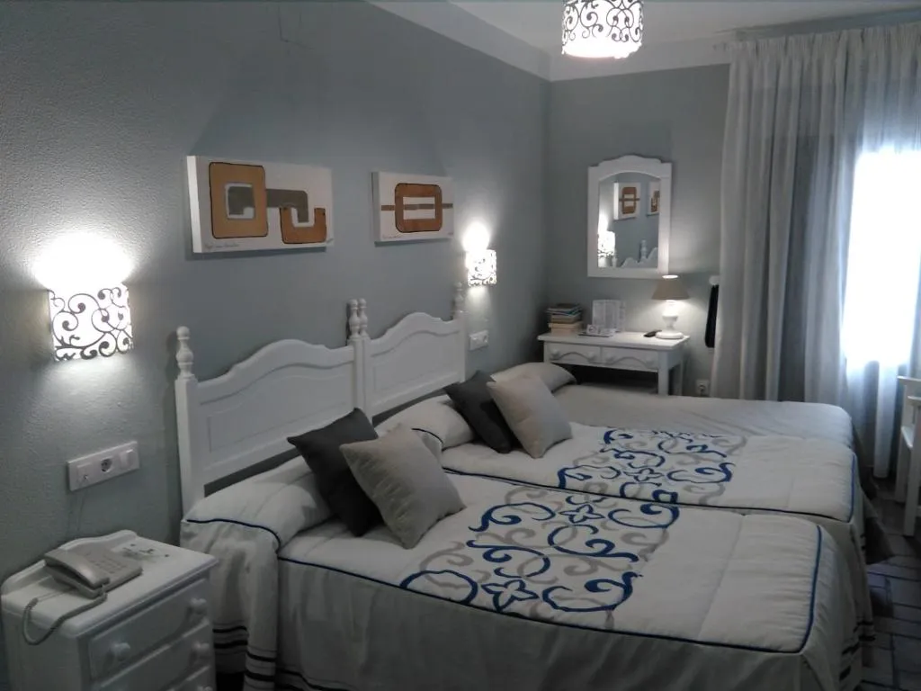 TRIPLE STANDARD Room, Zuhayra, Costa Del Sol