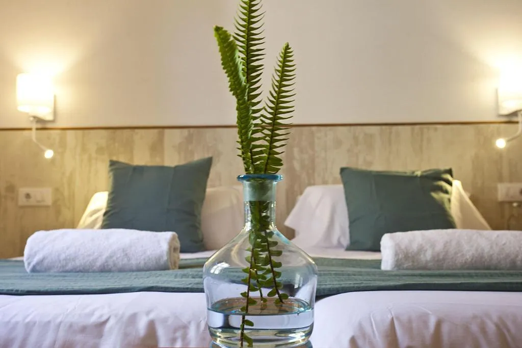Room, Casal de Petra - Rooms & Pool, Majorca