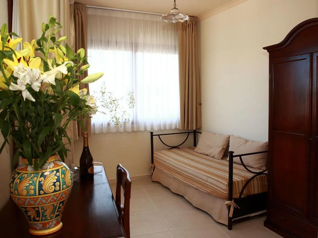Room, B&B Villa Cristina, Taormina
