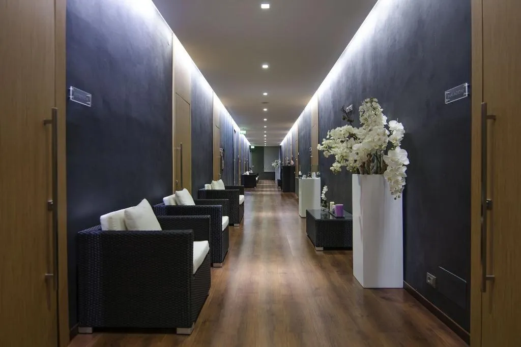 Sports and Entertainment, Des Bains Terme, Venice