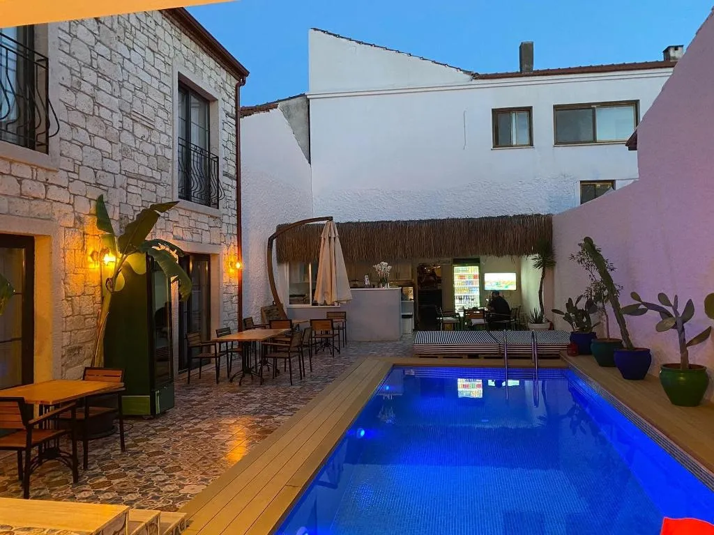 Sports and Entertainment, Mara Koyici Hotel, Izmir