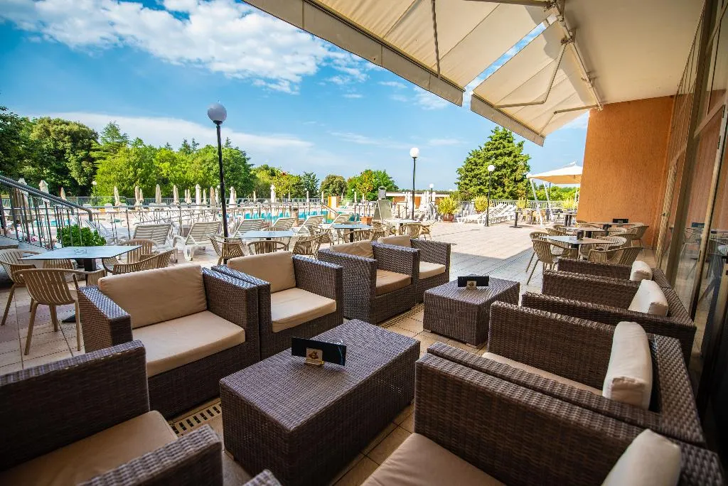 Terrace, Arena Hotel Holiday, Istria