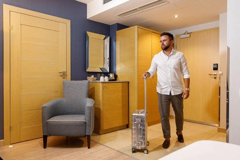 SINGLE DELUXE Room, Marina Club Hotel, Gdansk
