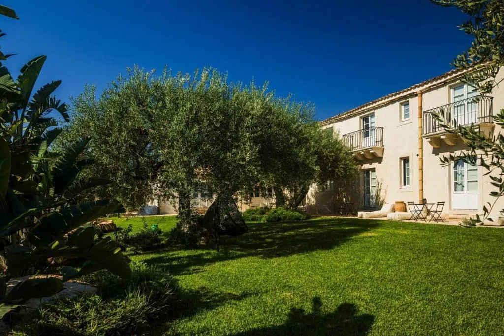 General view, Zahir Country House, Catania