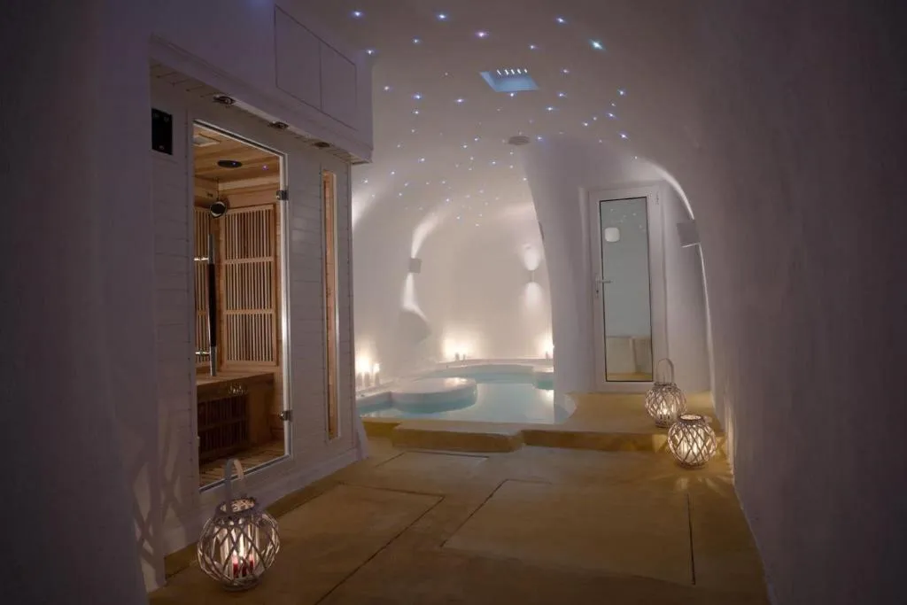 Sports and Entertainment, Dome Resort Santorin, Santorini