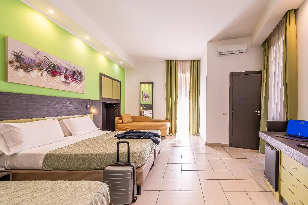 Room, Napoli Suite, Naples