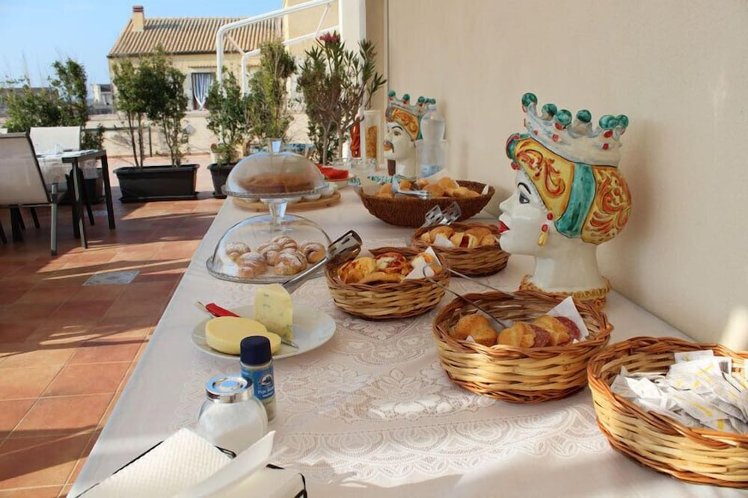 I Santi Coronati Bed & Breakfast, Catania