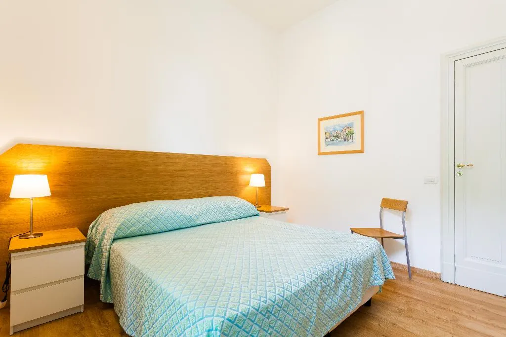 APARTMENT TWO BEDROOMS Room, Corso Italia Suites, Naples