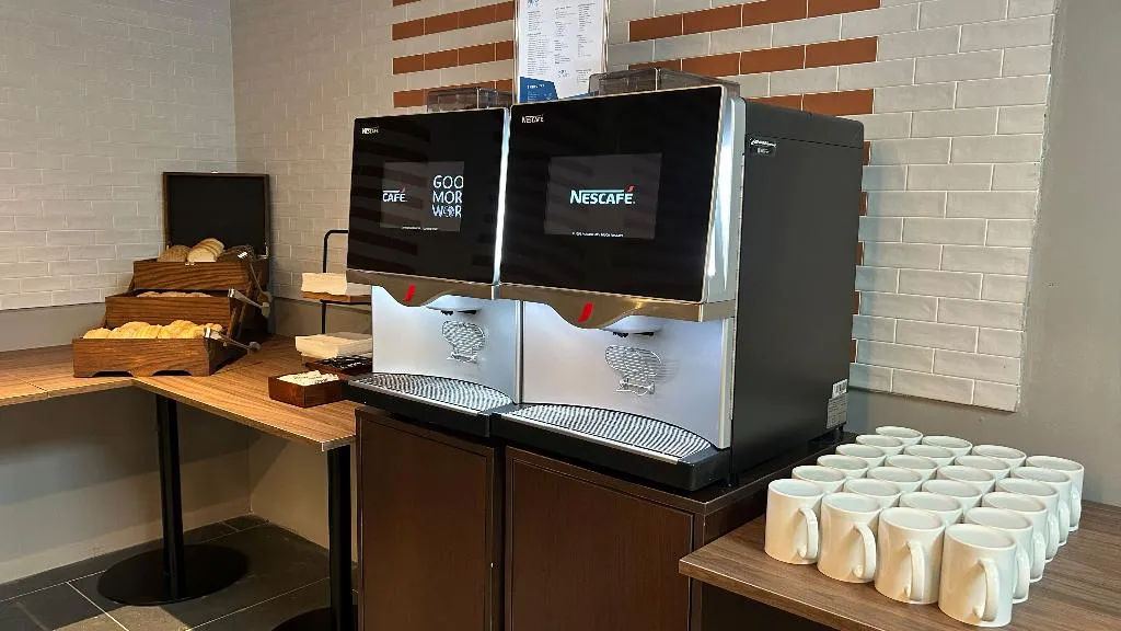Restaurant, Holiday Inn Express Lisbon Principe Real, by IHG, Lisbon