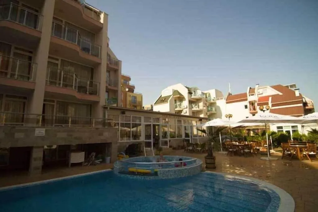 Sports and Entertainment, Tropics Hotel - Ultra All Inclusive, Bourgas