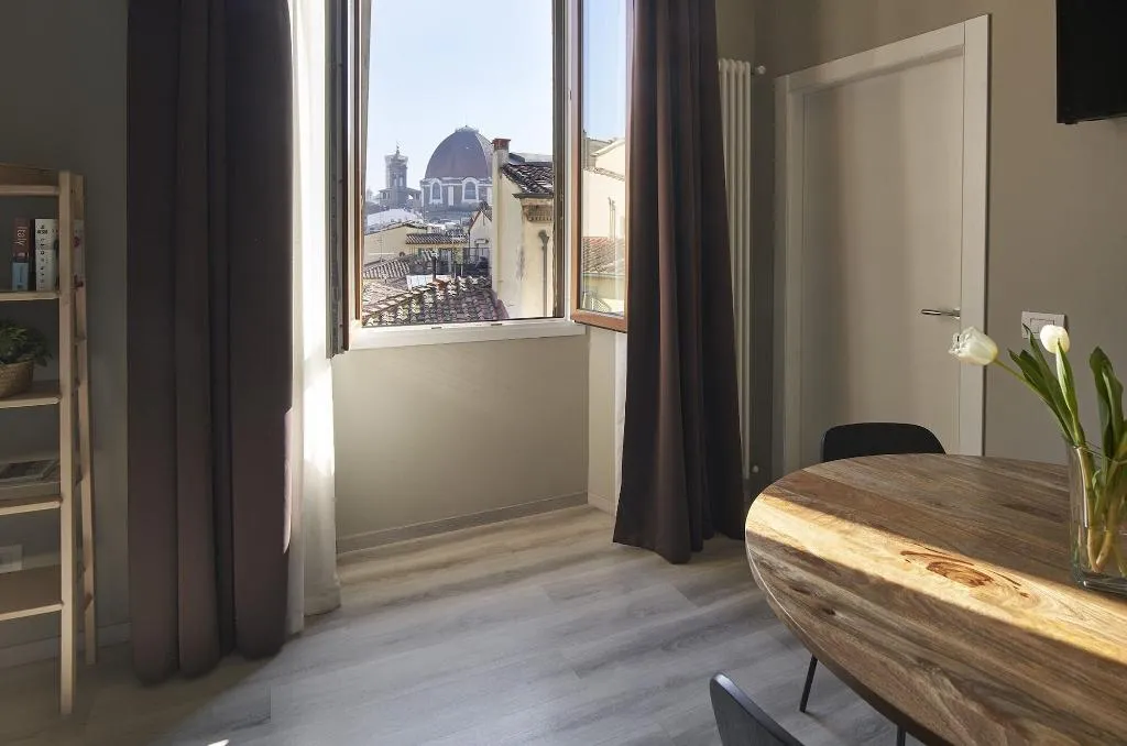 Room, B&B My Way, Florence