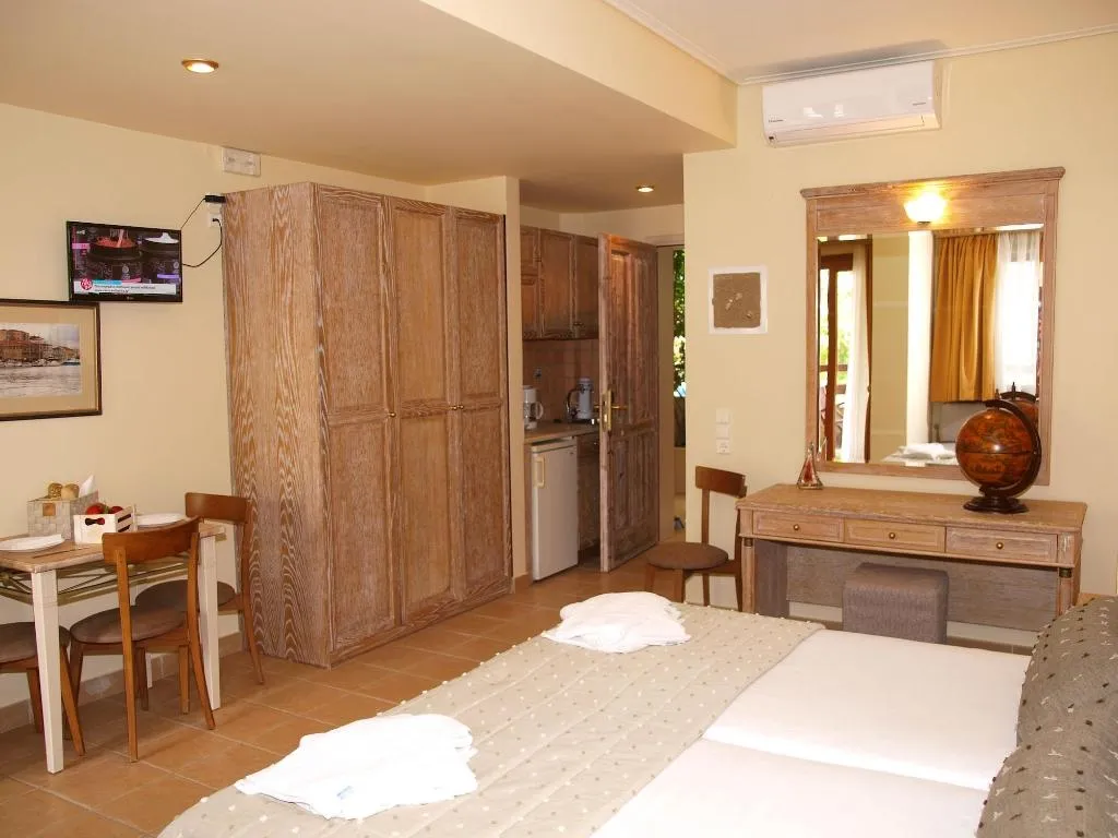 Room, Mylos Hotel Apartments, Crete