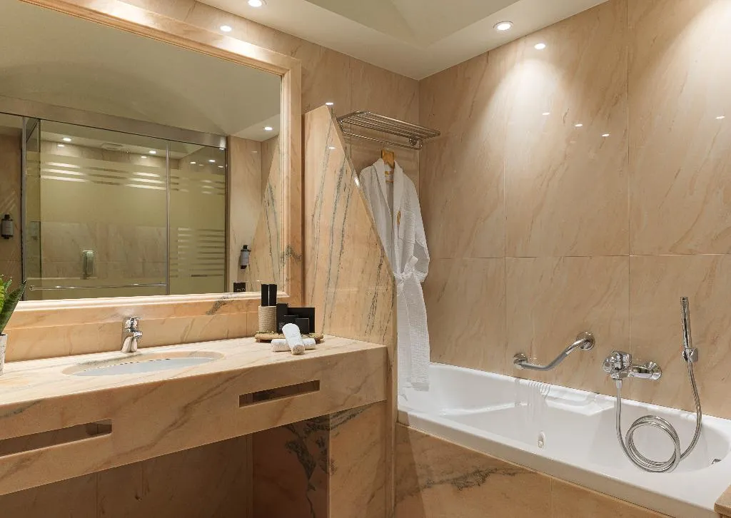 JUNIOR SUITE SEA VIEW WITH PRIVATE POOL Room, Seafos Luxury Resort & Spa, Kalamata