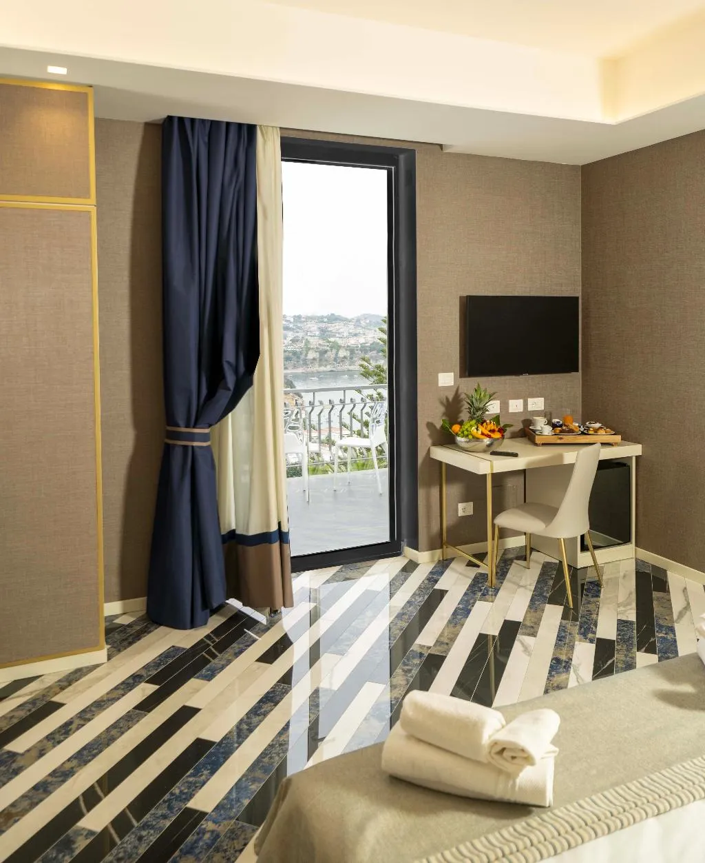 DOUBLE SUPERIOR SEA VIEW Room, Cala Moresca-Anima Mediterranea, Naples
