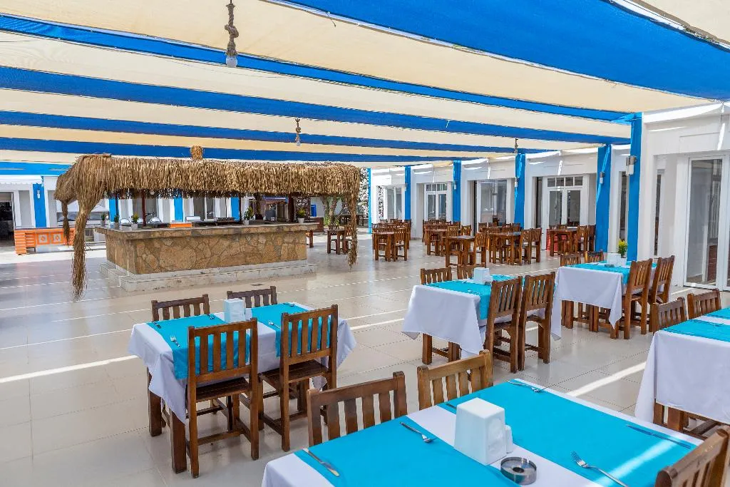 Restaurant, Santa Family Club Hotel, Izmir