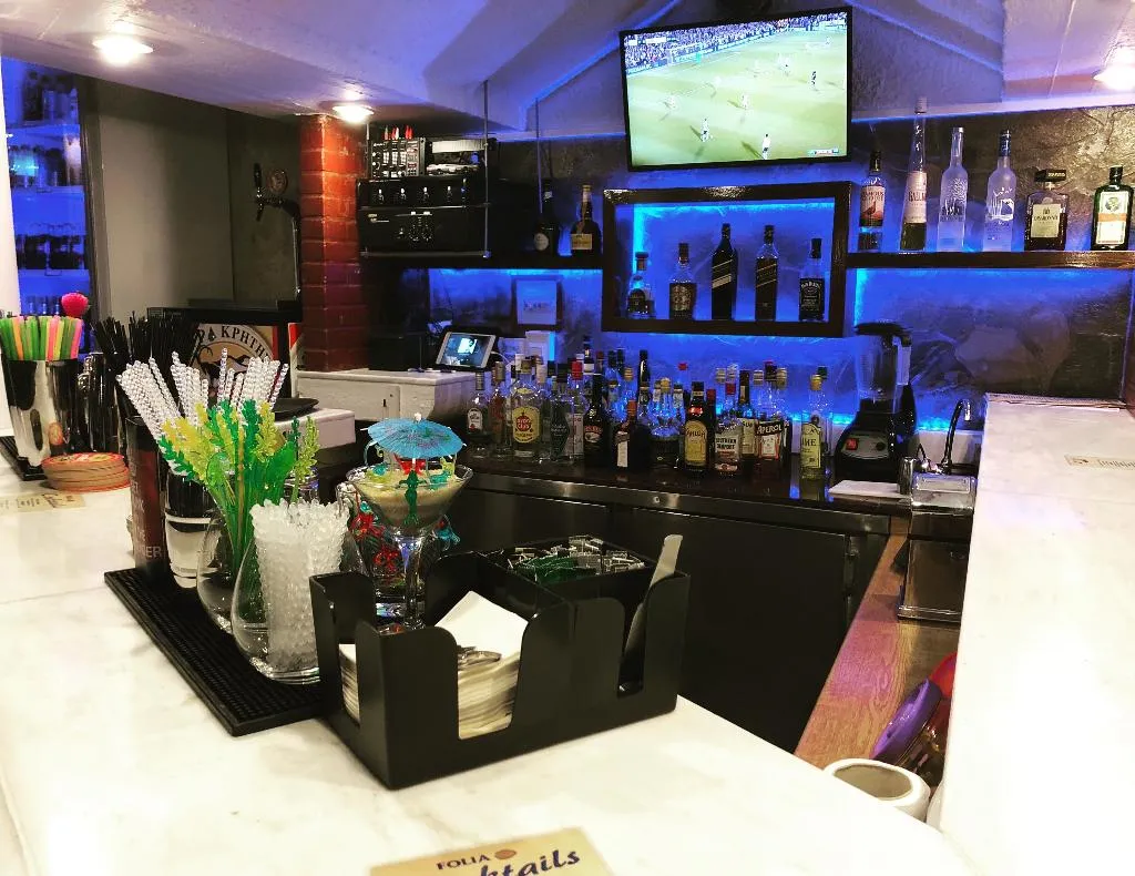 Bar, Folia Apartments, Crete