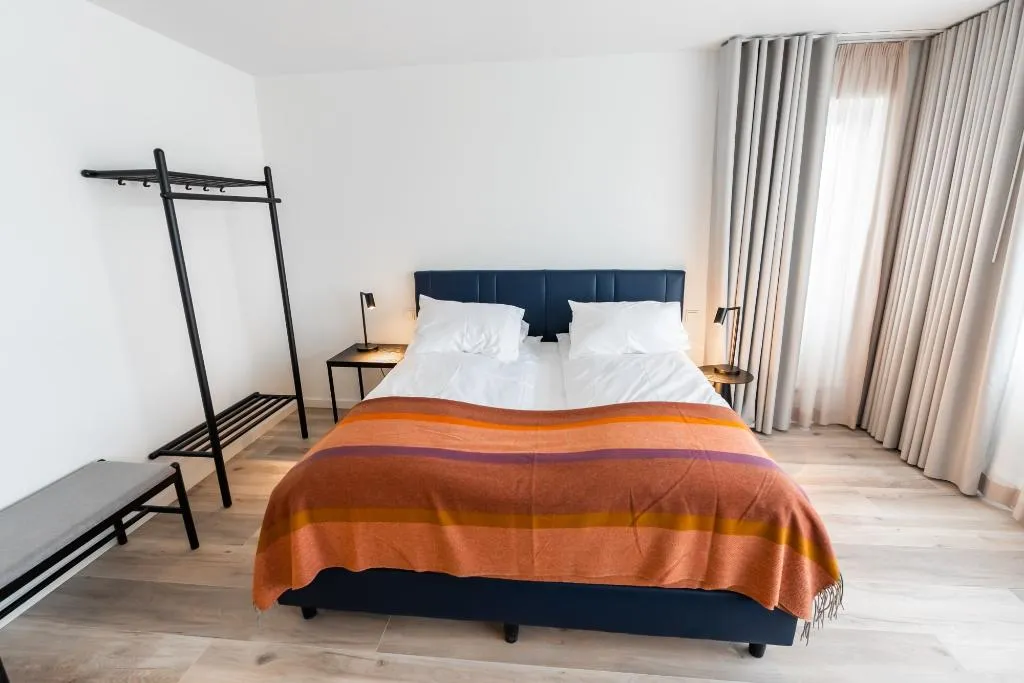 APARTMENT DELUXE WITH BALCONY Room, Hlemmur Suites, Reykjavik