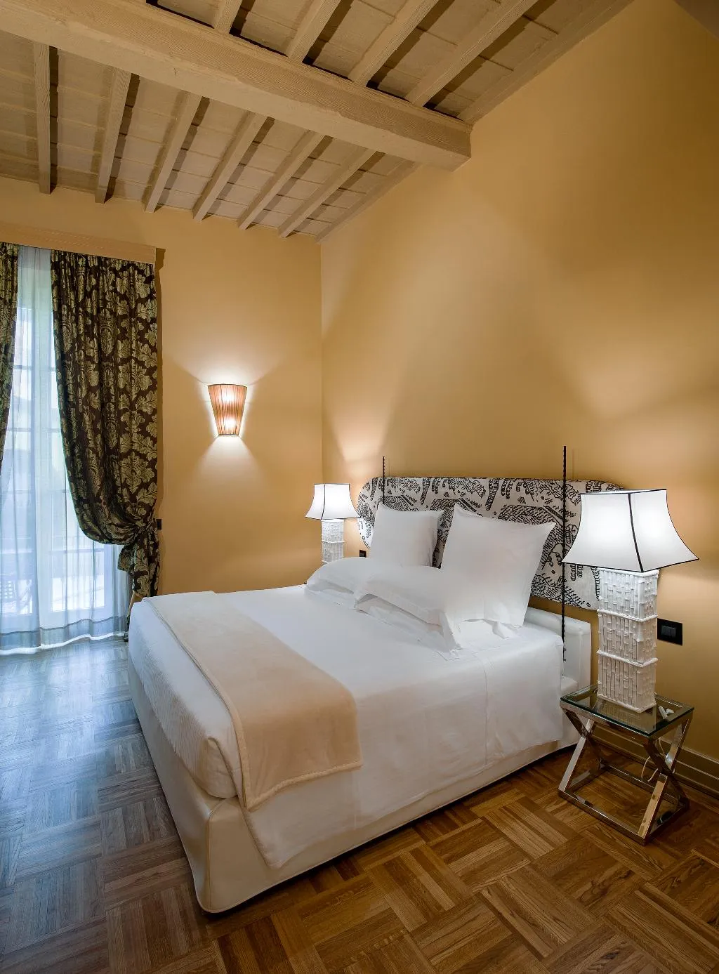 Room, Hotel Number Nine, Florence
