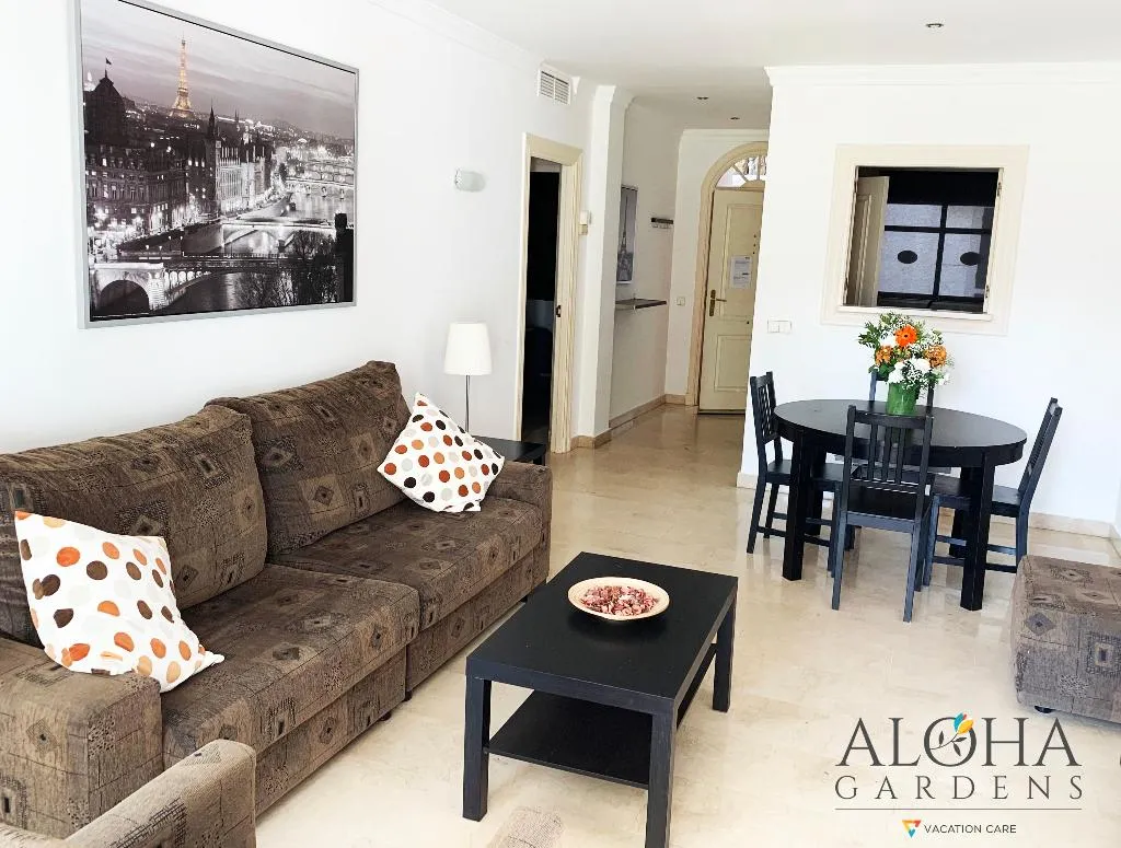 APARTMENT TWO BEDROOMS Room, Aloha Gardens, Costa Del Sol
