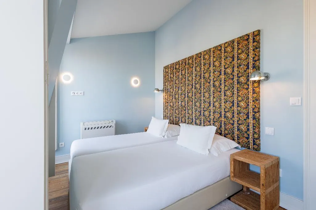 APARTMENT THREE BEDROOMS Room, Almaria - Ex LIibris, Lisbon
