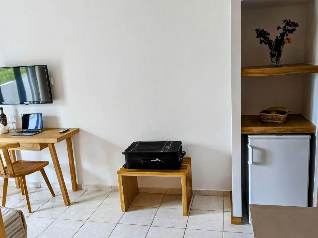 Room, Villa Karina - Near Achladies Beach, Skiathos