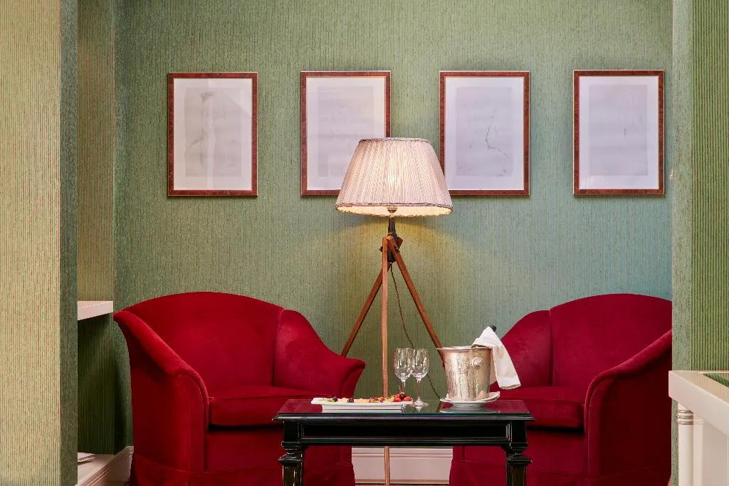 JUNIOR SUITE GARDEN VIEW Room, Regency, Florence