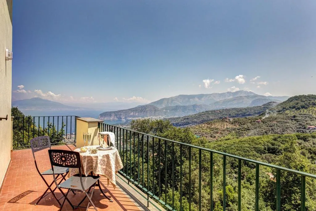 Room, Grand Hotel Hermitage & Villa Romita, Naples