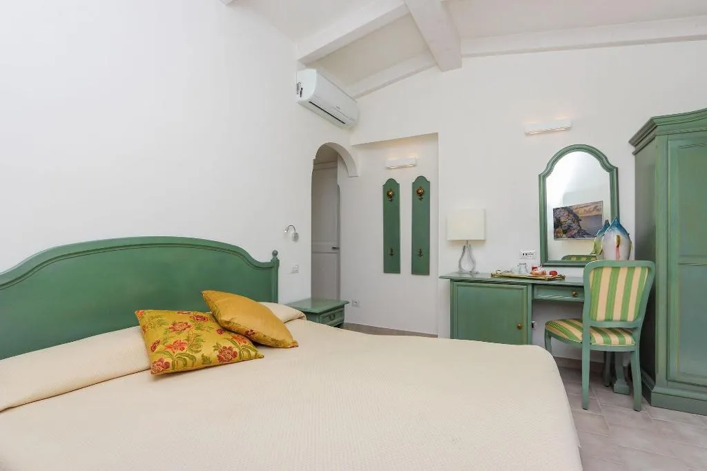 Room, Al Pesce d'Oro, Naples