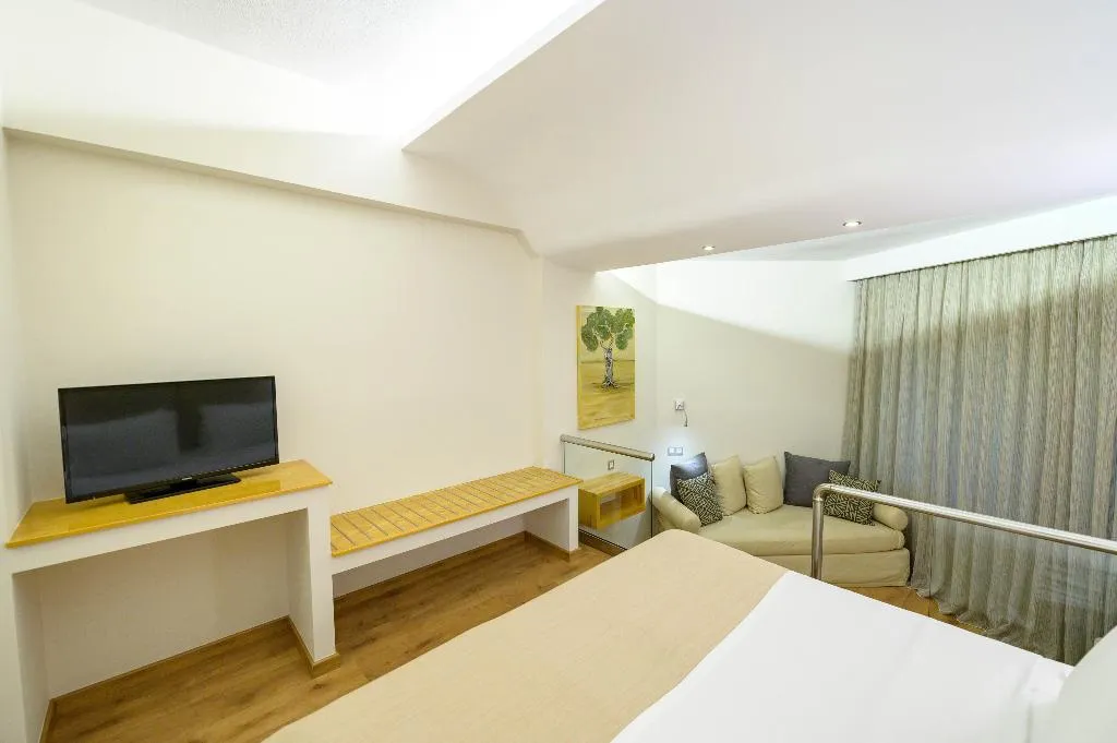 Double or Twin SUPERIOR Room, Europa Olympia, Kalamata