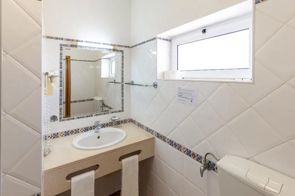 VILLA THREE BEDROOMS Room, Parque Monte Verde, Algarve