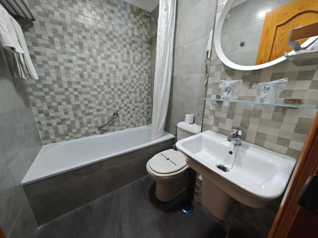 Double or Twin CAPACITY 3 Room, Hotel Miraya, Costa Del Sol