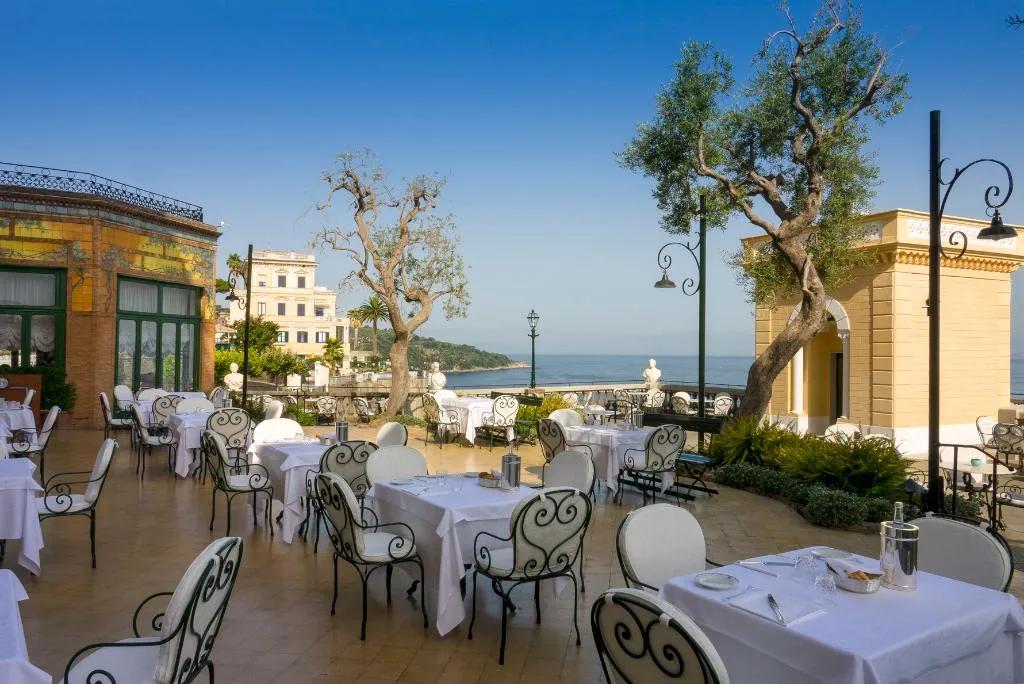 Restaurant, Grand Hotel Excelsior Vittoria Spa, Naples