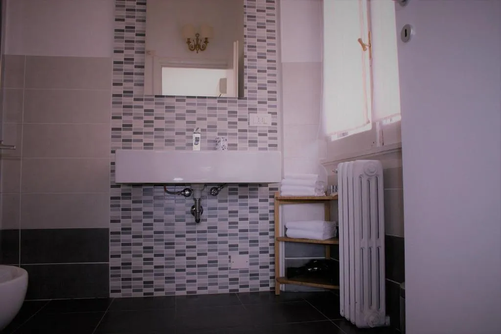 Room, B&B Bonne Nuit Rome, Naples