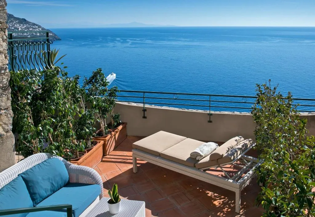 Terrace, Le Agavi hotel, Naples