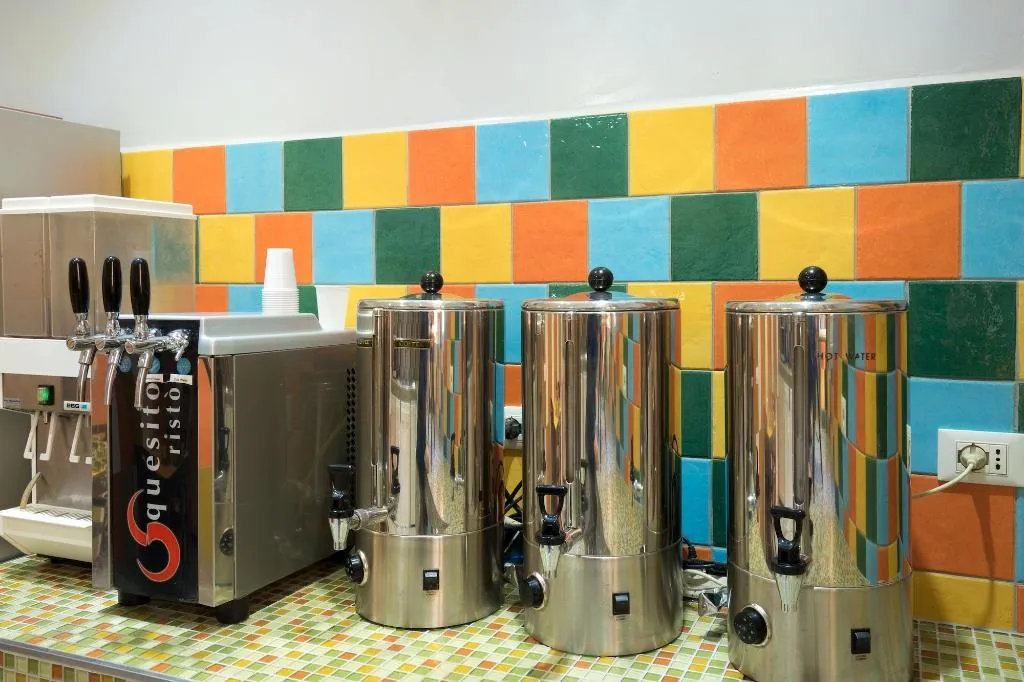 Sports and Entertainment, Alessandro Downtown Hostel, Naples