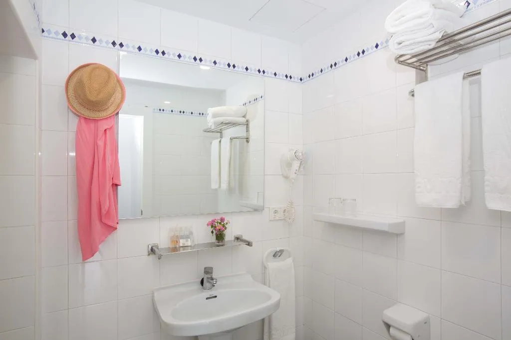 APARTMENT ONE BEDROOM Room, Gavimar Ariel Chico Club & Resort, Majorca