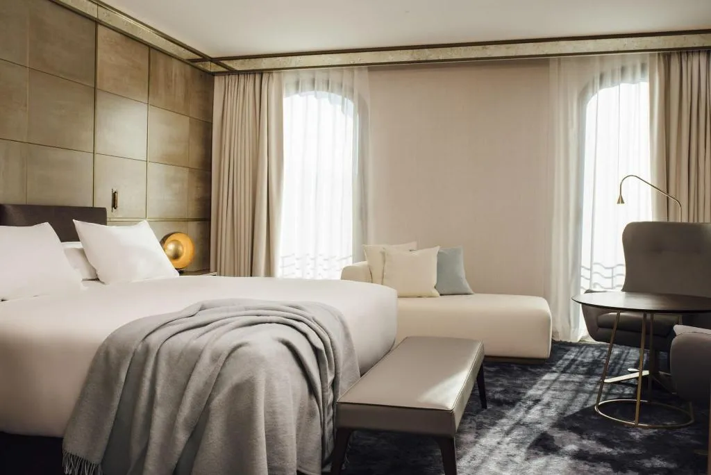 JUNIOR SUITE KING SIZE BED Room, Almanac Barcelona, Barcelona
